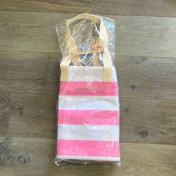 Victoria’s Secret Brushed Canvas Travel Tote Bag 15”Hx 10”Wx26”L - Picture 6 of 10